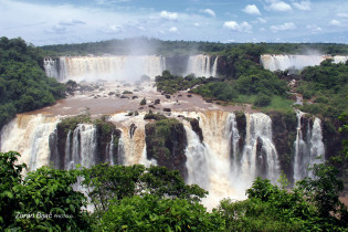 Iguazu Falls, Argentina/Parana-Brazil